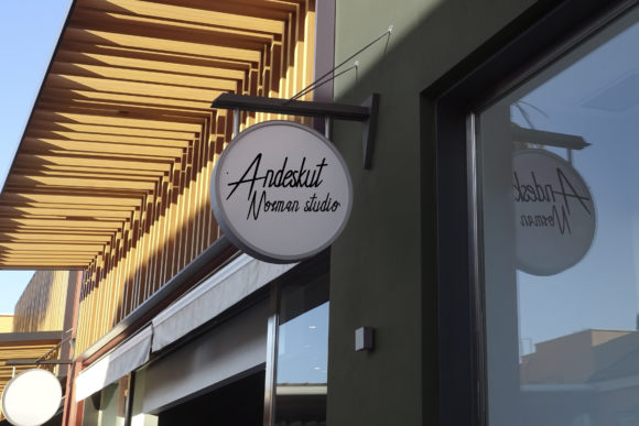 Andeskut Font Review